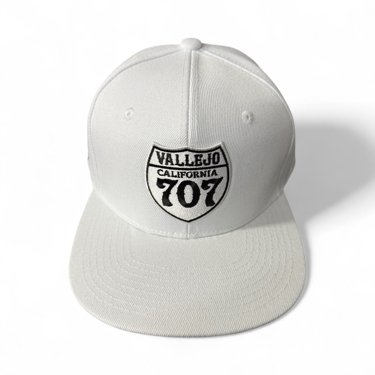 Vallejo California Interstate 707 Snap White & Black Baseball Hat